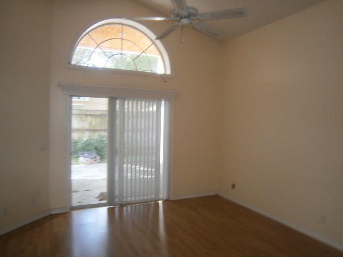 6394 Pompano Street Jupiter, FL 33458 - Photo 4 of 10 3
