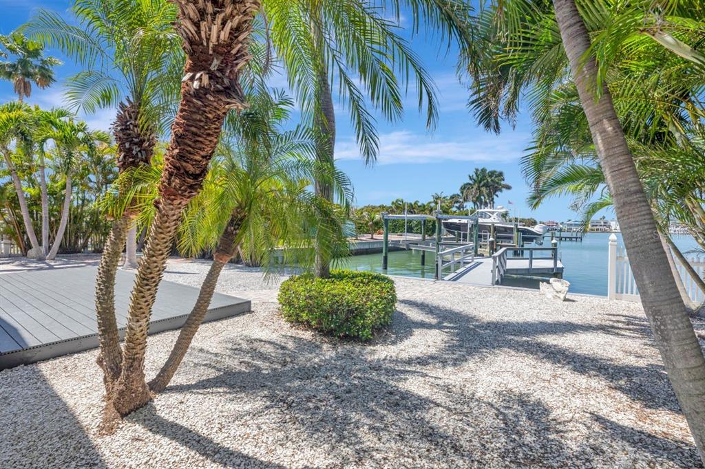 308 173rd Avenue North Redington Beach, FL 33708 - Photo 36 of 46