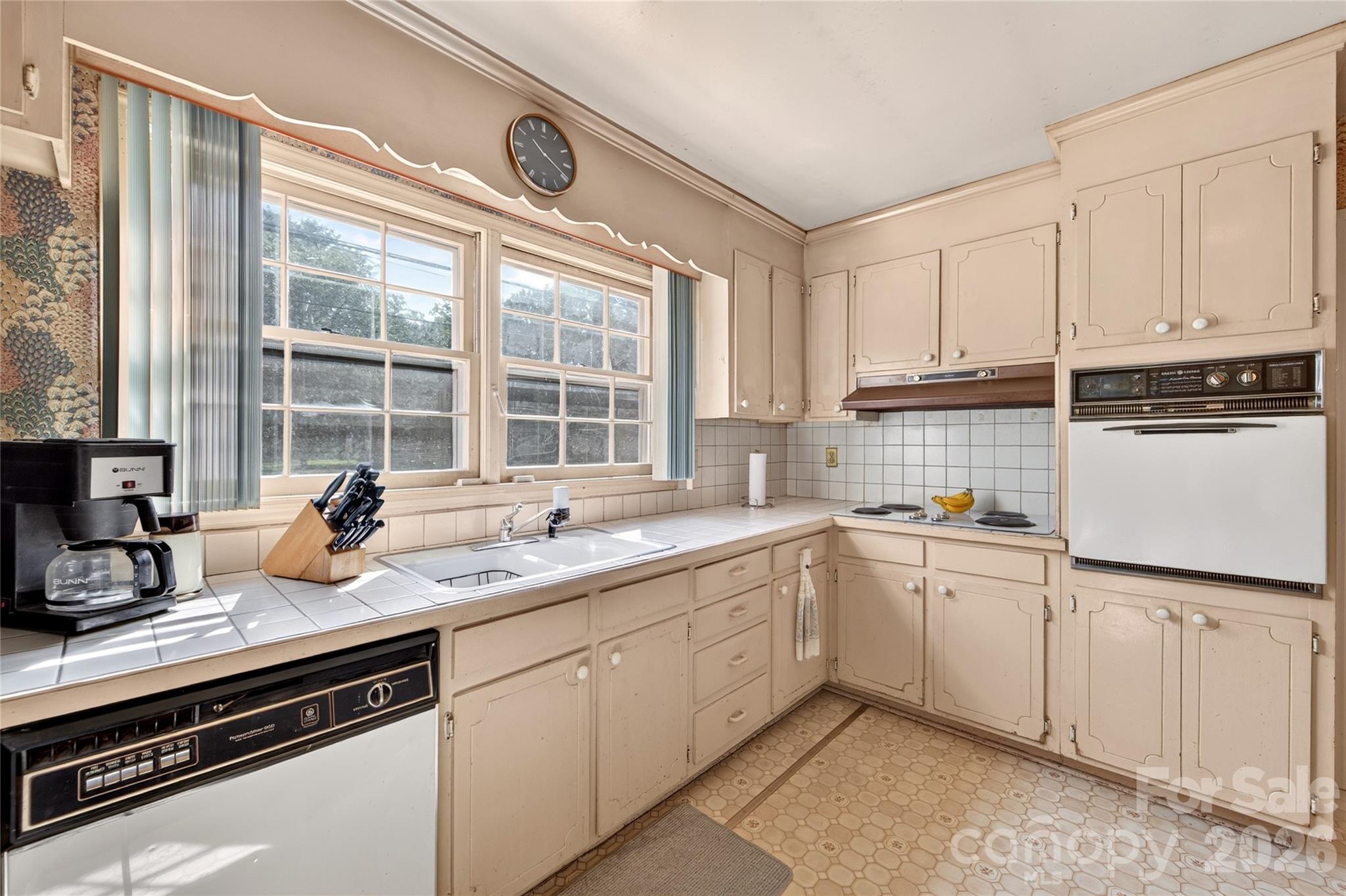 1100 Turnbridge Road Charlotte, NC 28226 - Photo 15 of 40 Gallery Image 15