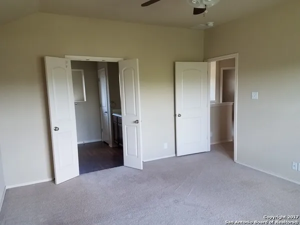 $1,900 | 5446 Sunlit Brook, San Antonio, TX 78240