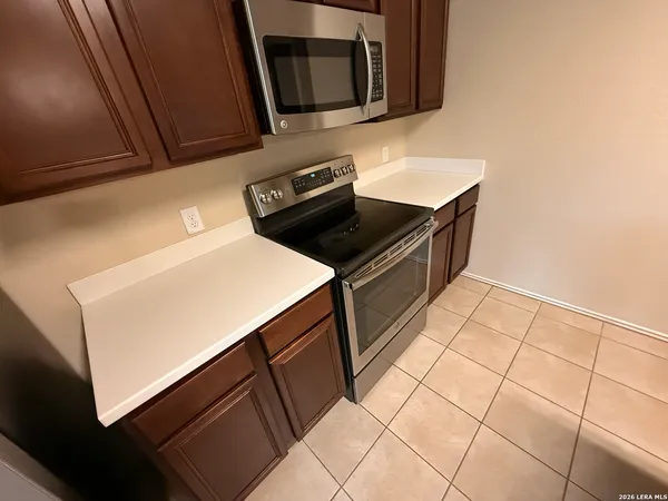 $1,900 | 5446 Sunlit Brook, San Antonio, TX 78240