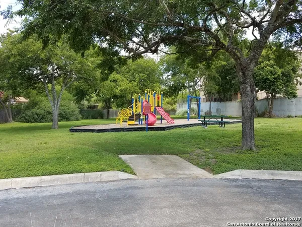 $1,900 | 5446 Sunlit Brook, San Antonio, TX 78240