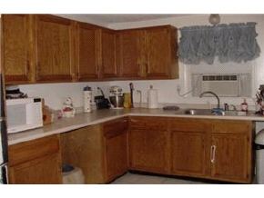 2 R Friartuck Avenue Derry, NH 03038 - Photo 3 of 9 Gallery Image 3
