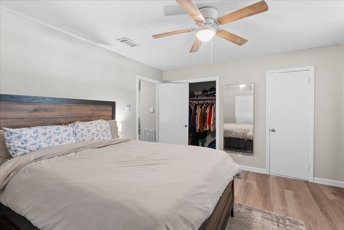 2402 Hodges Street Baytown, TX 77521 - Photo 16 of 37