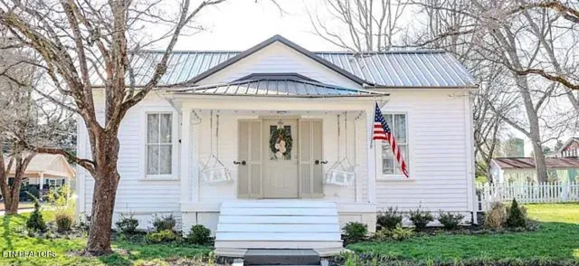 $235,900 | 501 Williams Street, Sweetwater, TN 37874