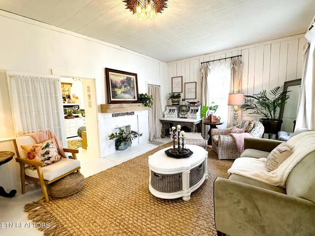 $235,900 | 501 Williams Street, Sweetwater, TN 37874