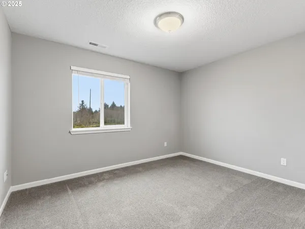 $689,000 | 2110 Thompson Fall Drive, Seaside, OR 97138