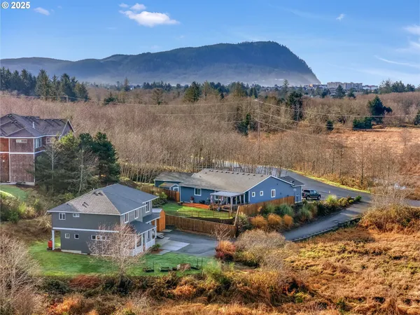 $689,000 | 2110 Thompson Fall Drive, Seaside, OR 97138