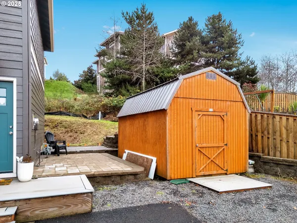 $689,000 | 2110 Thompson Fall Drive, Seaside, OR 97138