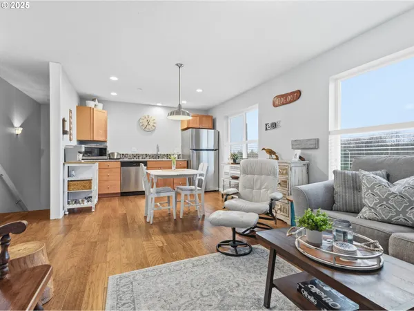 $689,000 | 2110 Thompson Fall Drive, Seaside, OR 97138