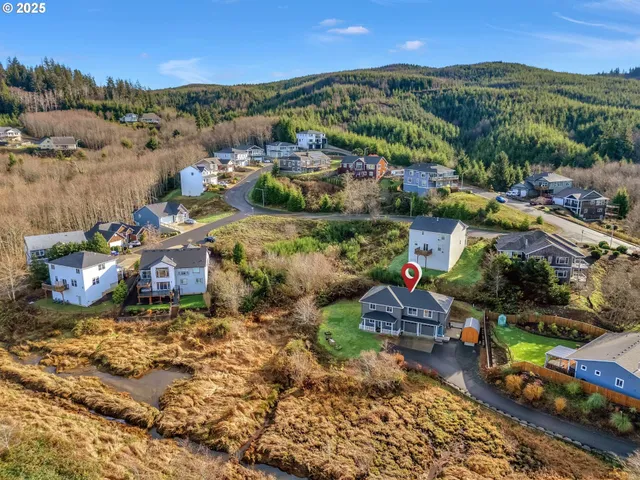 $709,000 | 2110 Thompson Fall Drive, Seaside, OR 97138