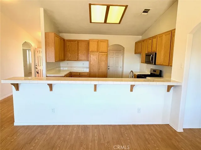 $2,250 | 13179 Butte Avenue, Victorville, CA 92395