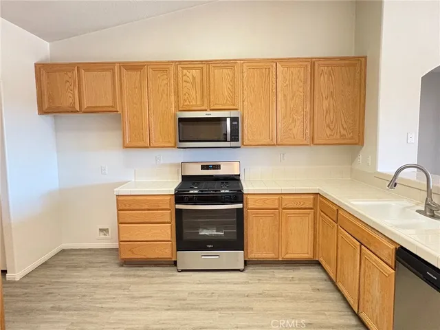 $2,250 | 13179 Butte Avenue, Victorville, CA 92395