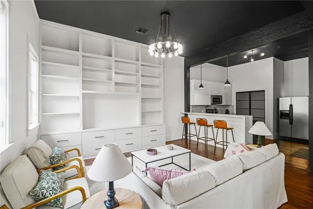 $750,000 | 432-38 Eighth Street, New Orleans, LA 70115