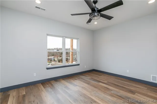 $825,000 | 31291 Los Breezes Circle, Rocky Mount, MO 65072