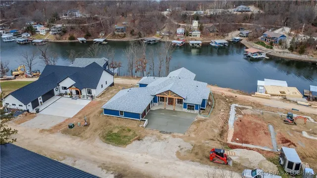 $825,000 | 31291 Los Breezes Circle, Rocky Mount, MO 65072