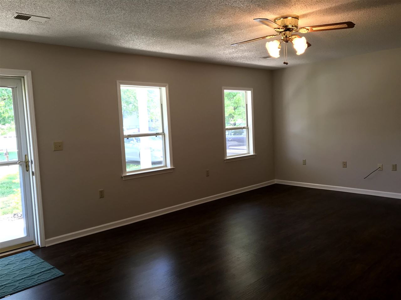 141 Suffolk Road Boiling Springs, SC 29316 - Photo 4 of 28