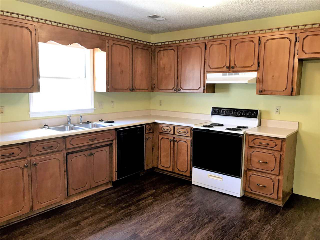 141 Suffolk Road Boiling Springs, SC 29316 - Photo 6 of 28