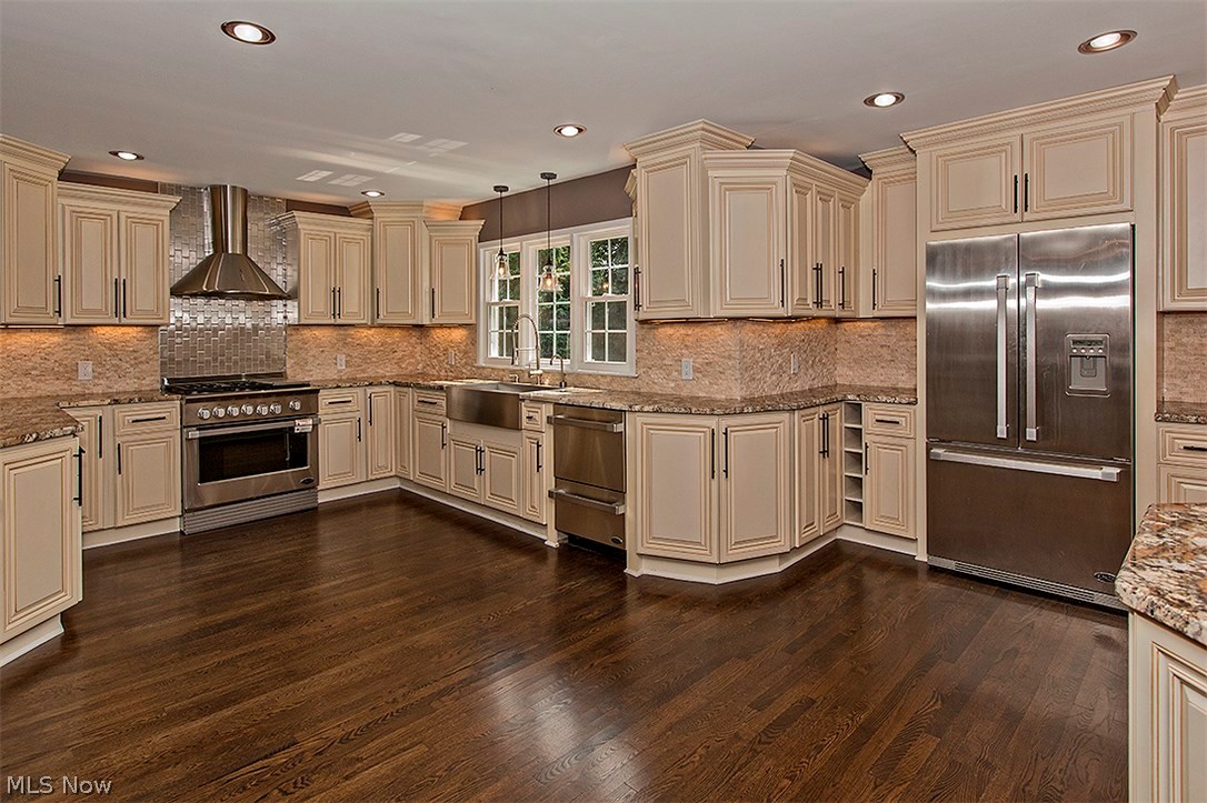 2765 Landon Road Beachwood, OH 44122 - Photo 8 of 25