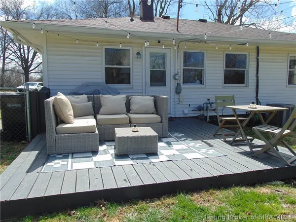 $184,900 | 116 Bunton Lane, Madison, IN 47250