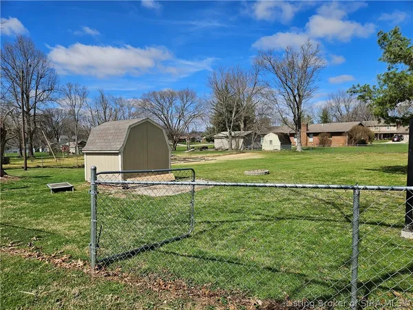 $184,900 | 116 Bunton Lane, Madison, IN 47250