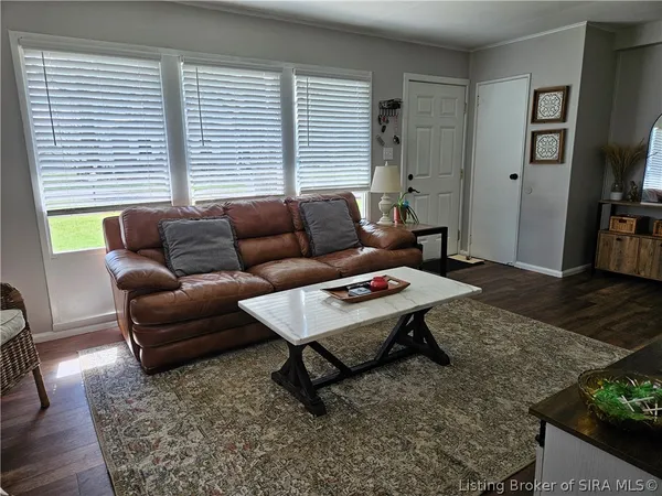 $184,900 | 116 Bunton Lane, Madison, IN 47250