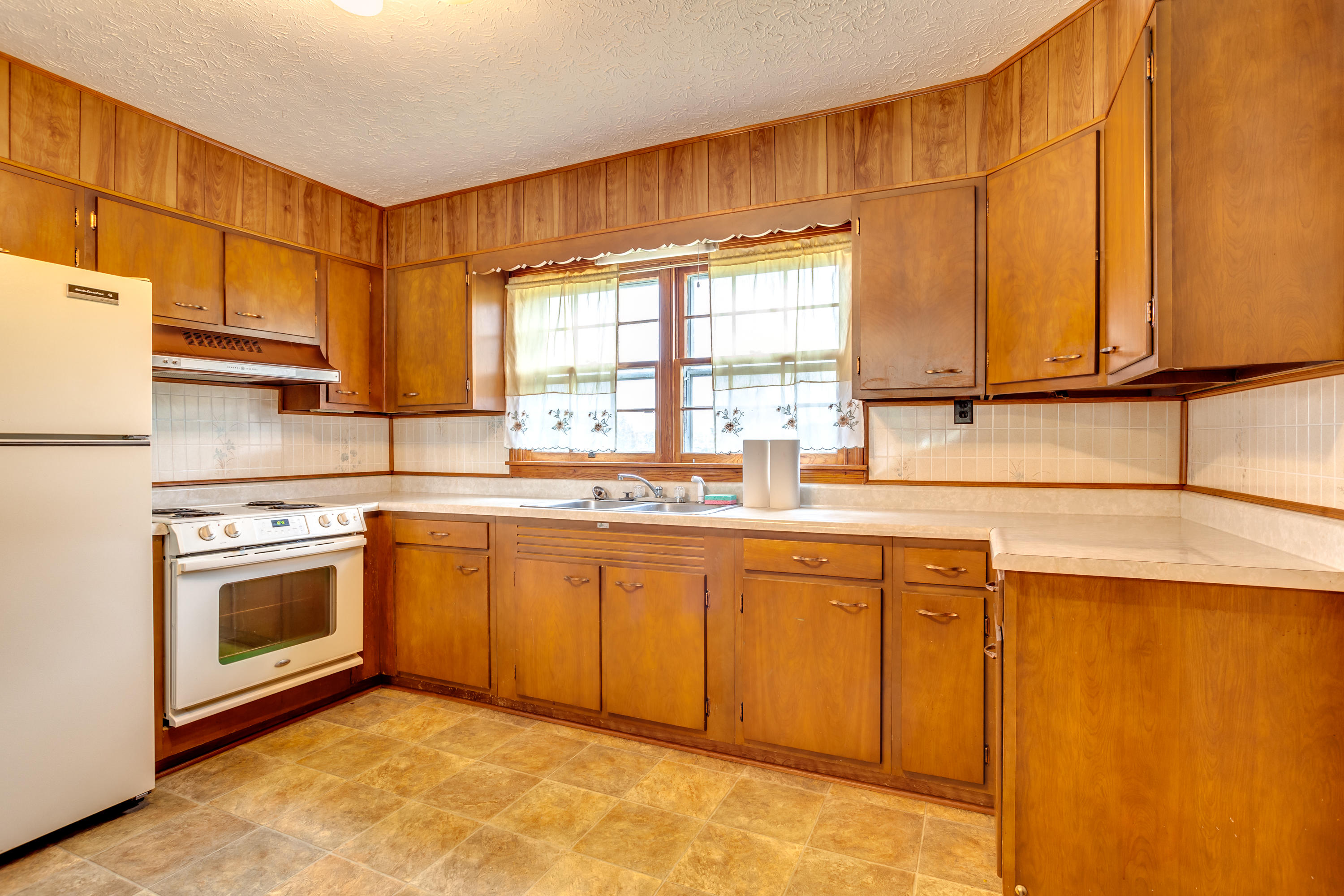 6518 Henegar Road Corryton, TN 37721 - Photo 14 of 21 014210701-4-6518HenegarRdCorrytonTN-SMAL
