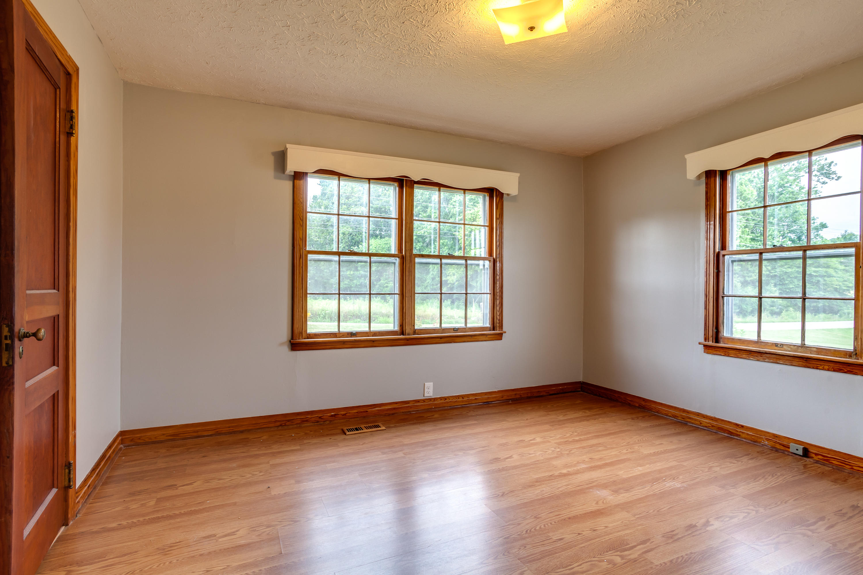 6518 Henegar Road Corryton, TN 37721 - Photo 5 of 21 005210701-4-6518HenegarRdCorrytonTN-SMAL