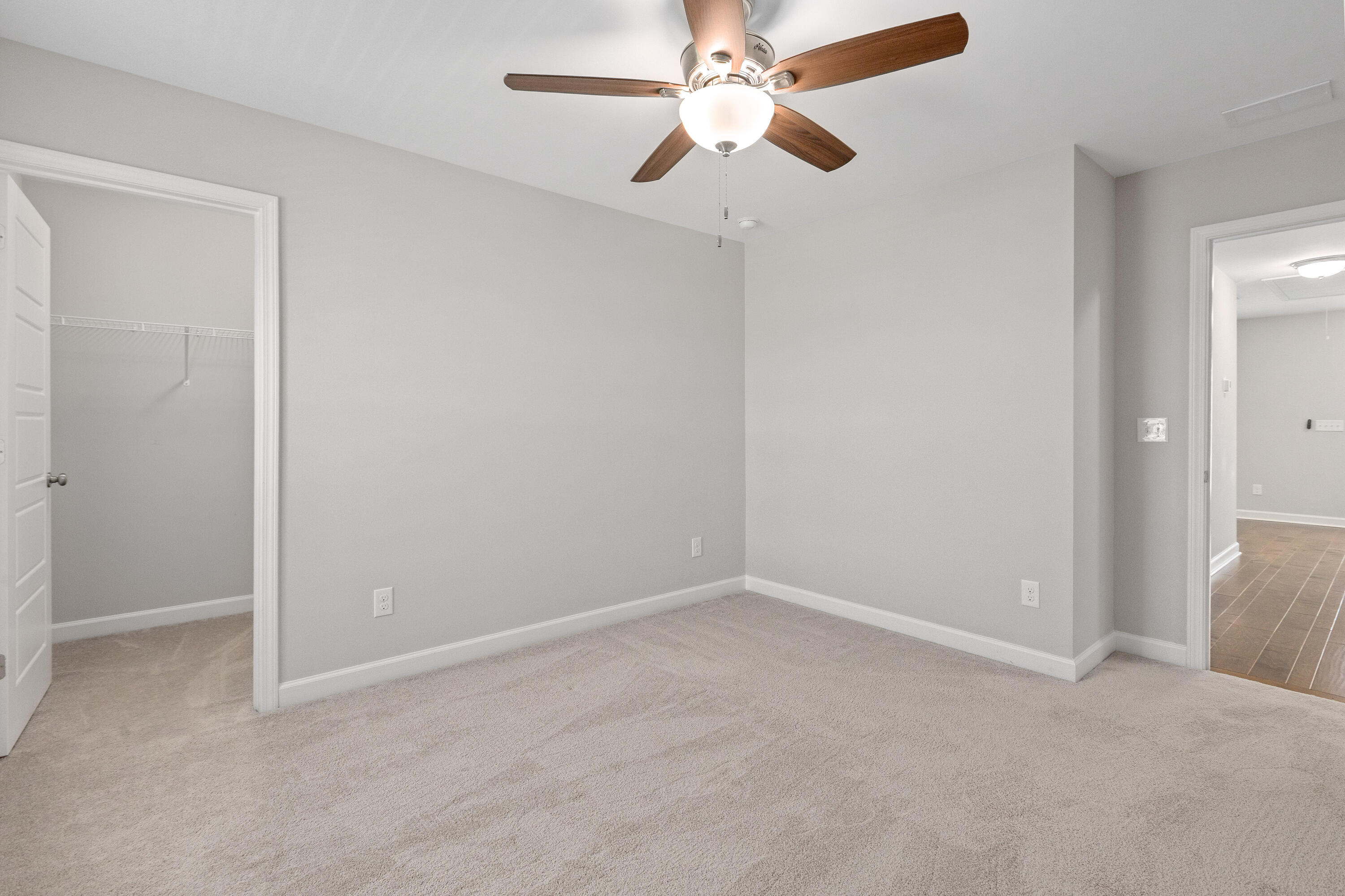 242 Saxony Loop Summerville, SC 29486 - Photo 28 of 44 242SaxonyLoop-CasaVerdeMediaLLC34