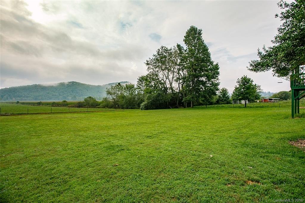 193 Whitmire Road Brevard, NC 28712 - Photo 3 of 28 Gallery Image 3