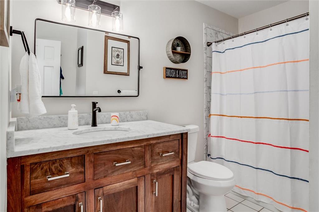 23210 Old Cyclone School Road Lee's Summit, MO 64064 - Photo 14 of 40