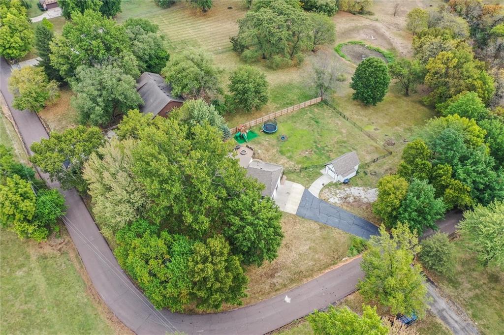 23210 Old Cyclone School Road Lee's Summit, MO 64064 - Photo 26 of 40