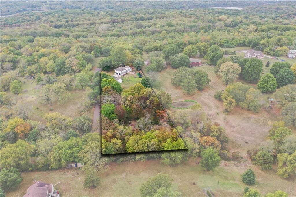 23210 Old Cyclone School Road Lee's Summit, MO 64064 - Photo 28 of 40