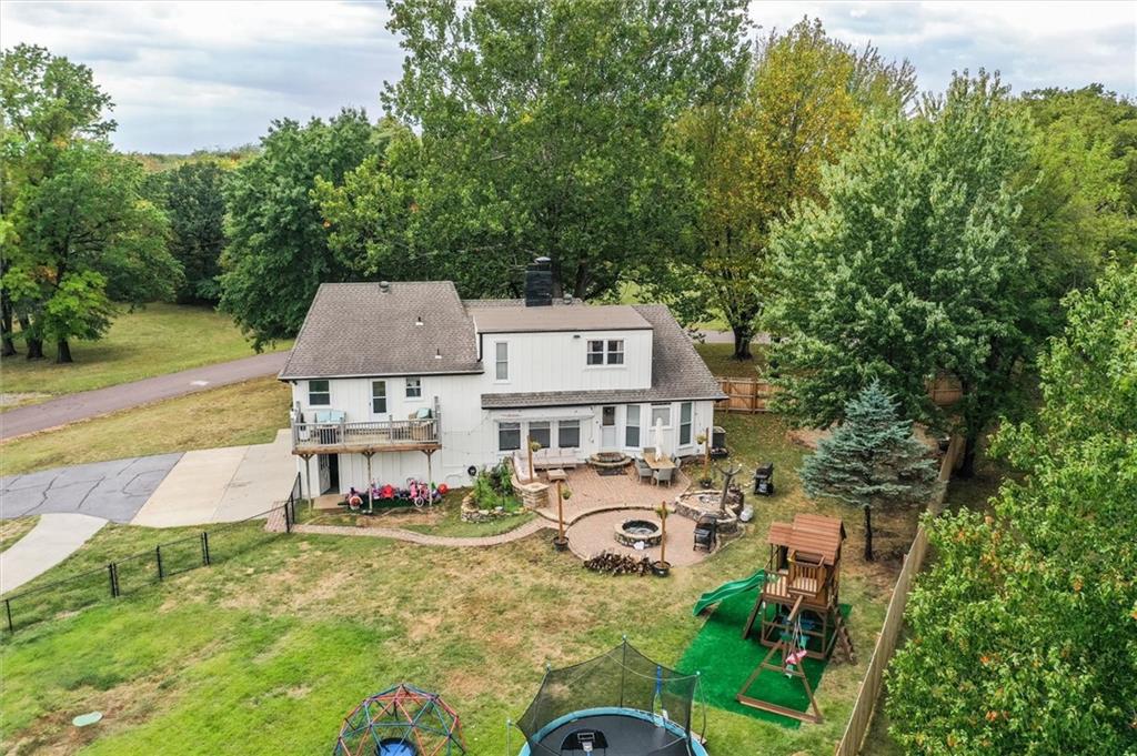 23210 Old Cyclone School Road Lee's Summit, MO 64064 - Photo 32 of 40