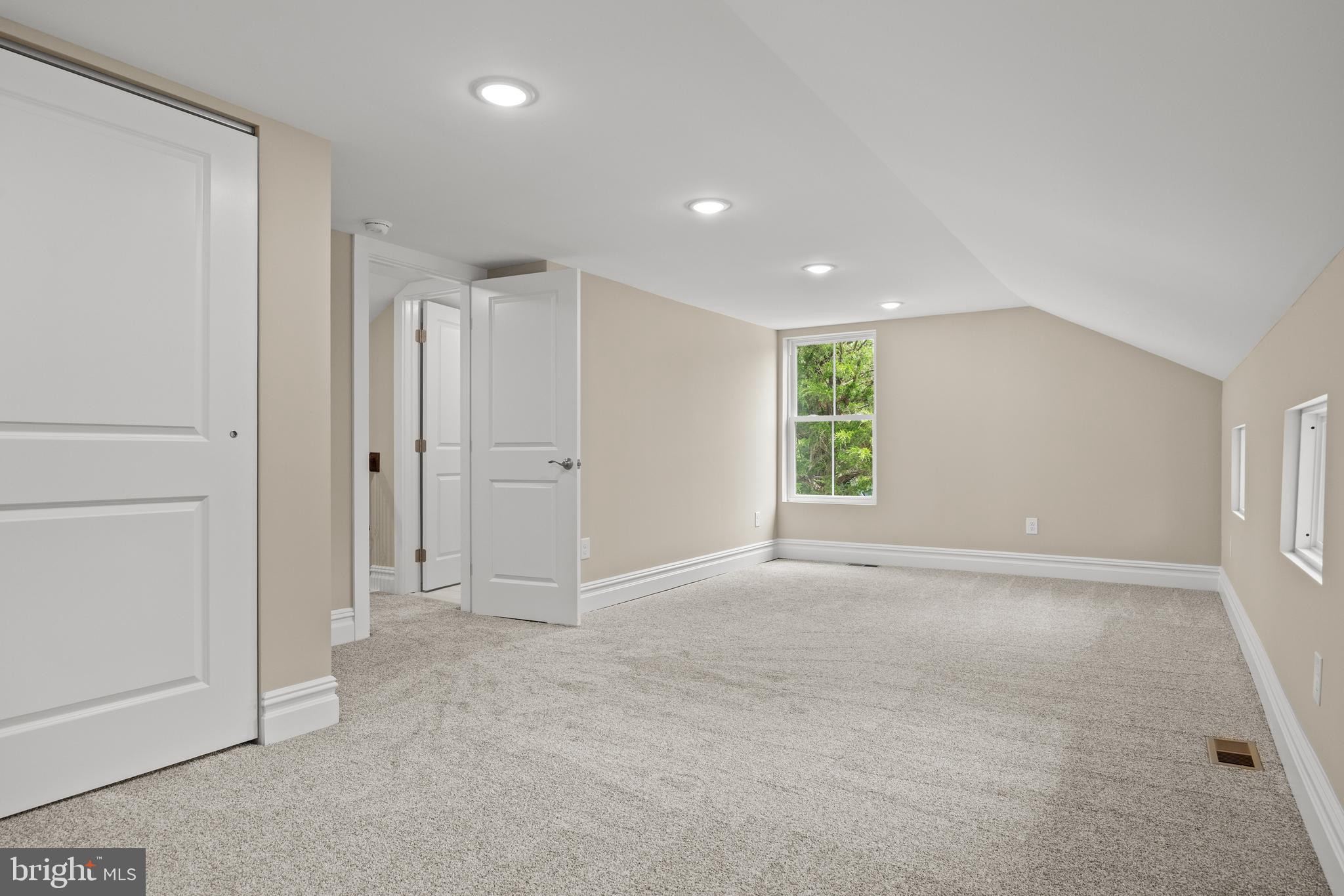 427 Garden Street Mount Holly, NJ 08060 - Photo 37 of 56