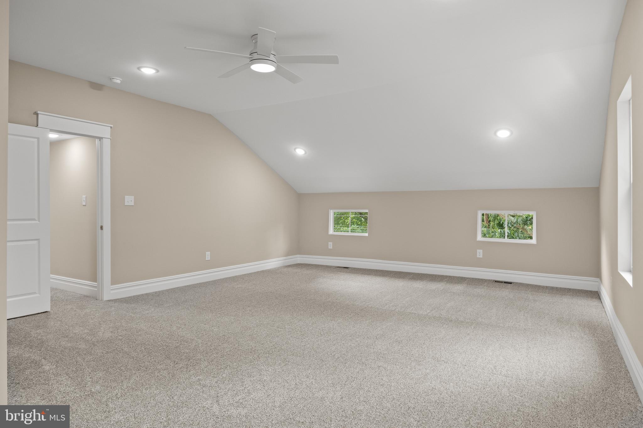 427 Garden Street Mount Holly, NJ 08060 - Photo 41 of 56 Could be a Gameroom!
