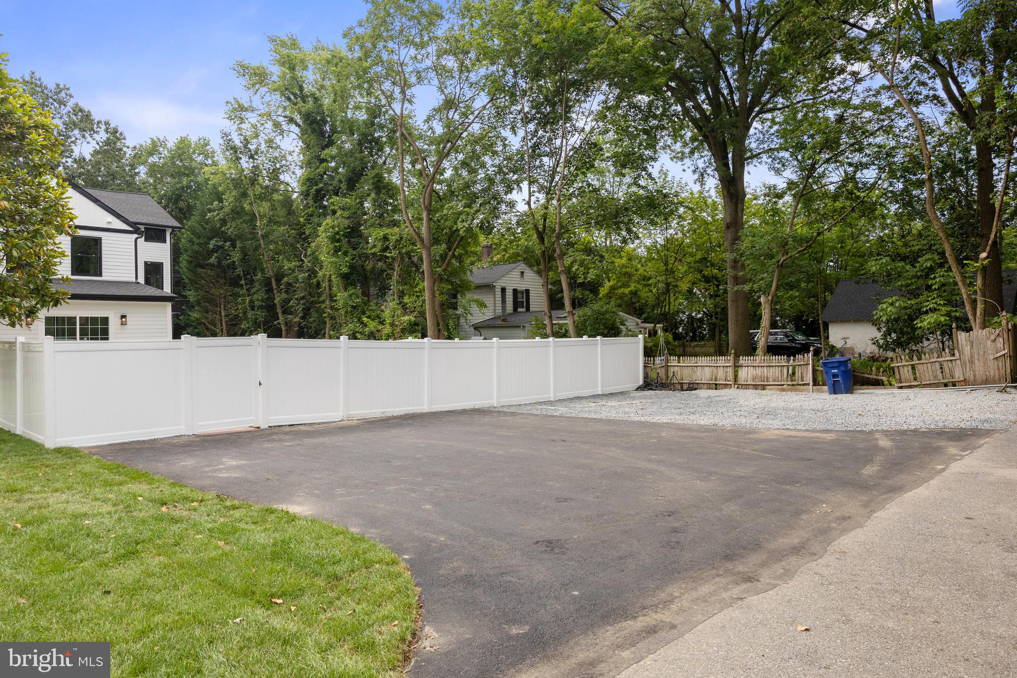 427 Garden Street Mount Holly, NJ 08060 - Photo 47 of 56 5+ Driveway