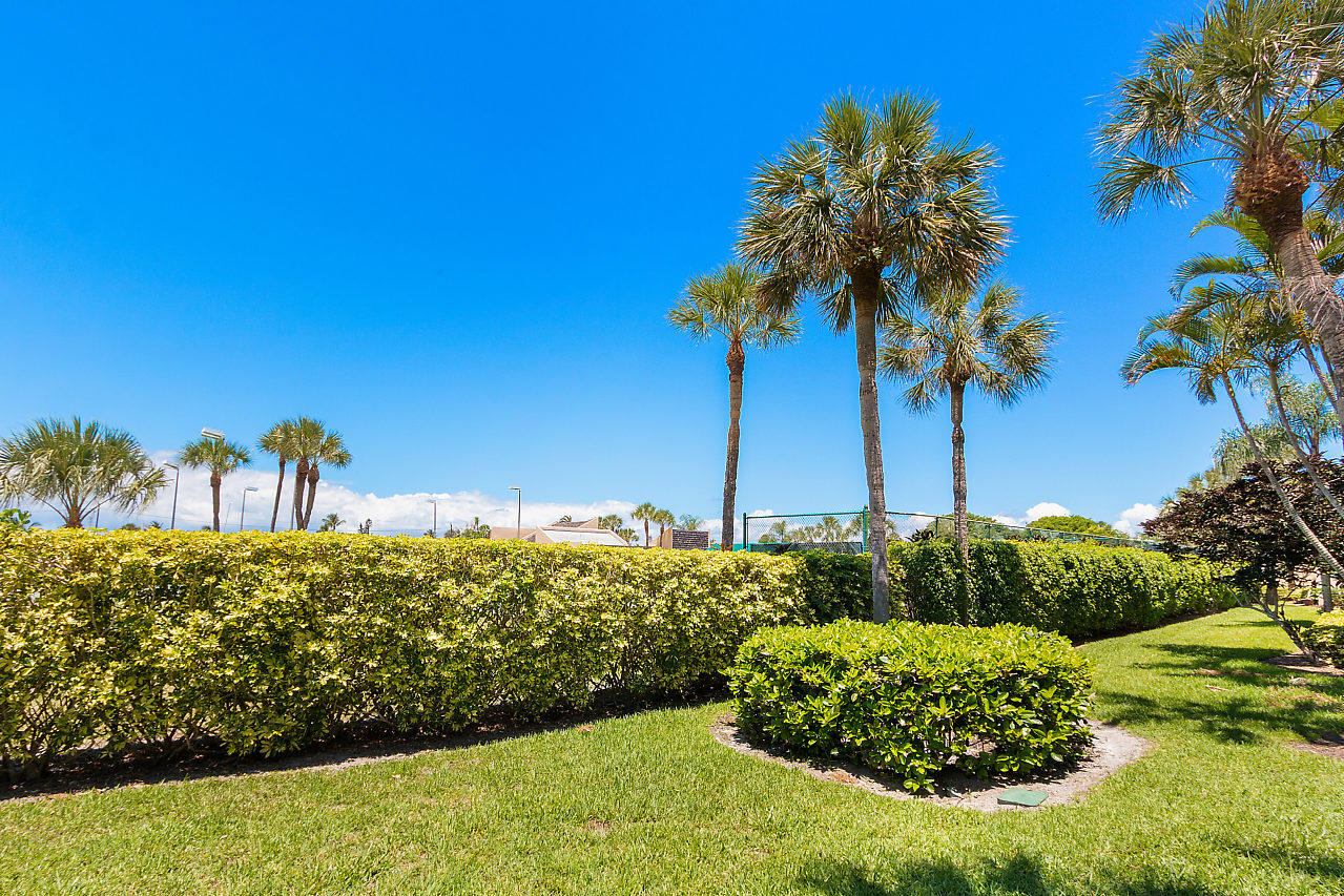 1605 Highway 1, Unit V4206 Jupiter, FL 33477 - Photo 15 of 22 022-1605SUSHwy1-Jupiter-FL-small