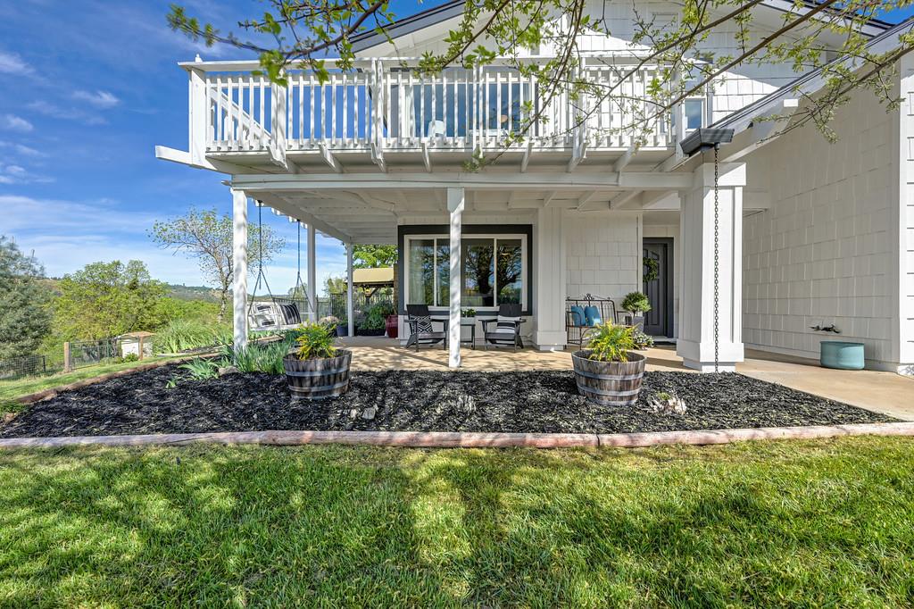 1981 Sweet Valley Road El Dorado Hills, CA 95762 - Photo 13 of 96