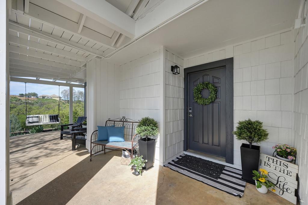 1981 Sweet Valley Road El Dorado Hills, CA 95762 - Photo 17 of 96