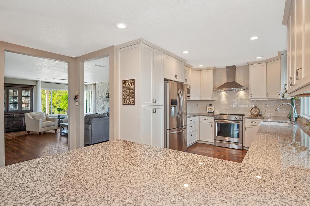 1981 Sweet Valley Road El Dorado Hills, CA 95762 - Photo 27 of 96