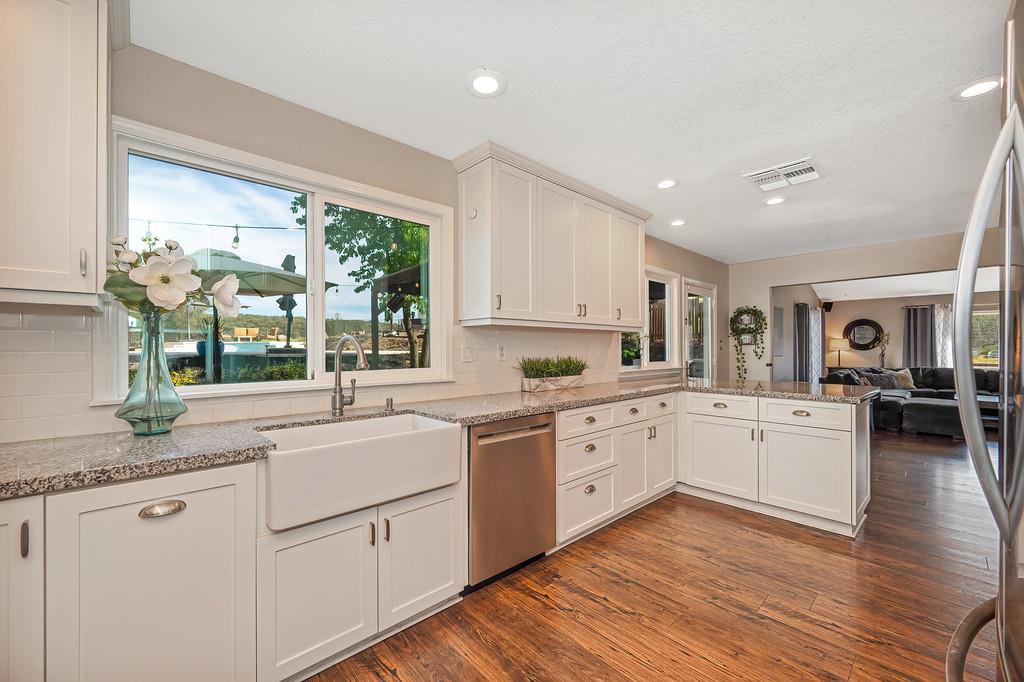 1981 Sweet Valley Road El Dorado Hills, CA 95762 - Photo 29 of 96