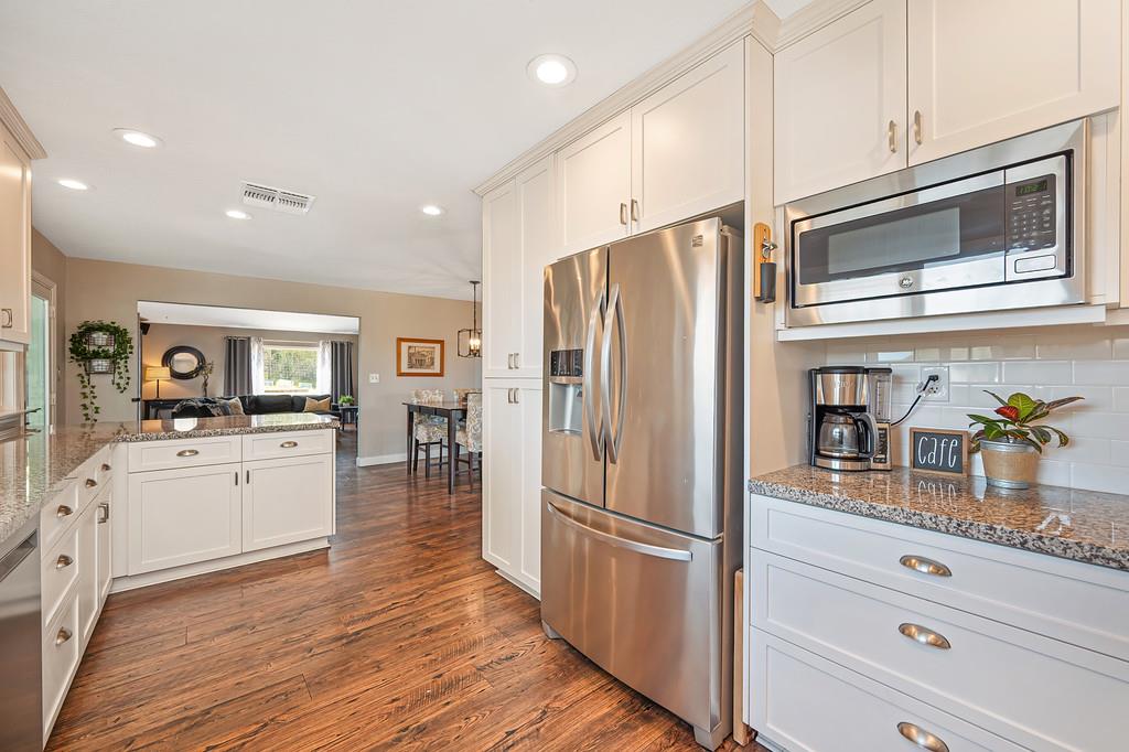 1981 Sweet Valley Road El Dorado Hills, CA 95762 - Photo 30 of 96