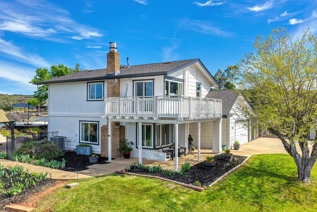 1981 Sweet Valley Road El Dorado Hills, CA 95762 - Photo 10 of 96