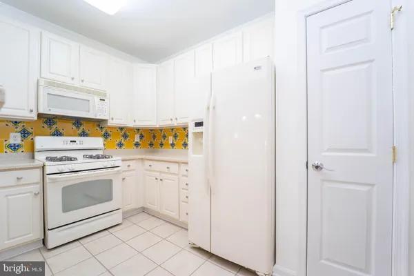 $329,000 | 13216 Fox Bow Drive, Unit 405, Upper Marlboro, MD 20774
