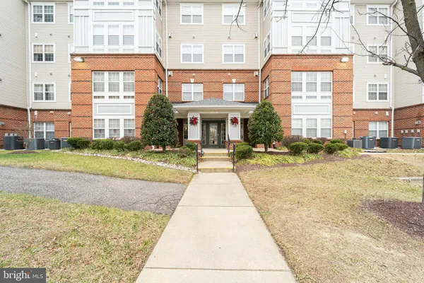 $329,000 | 13216 Fox Bow Drive, Unit 405, Upper Marlboro, MD 20774