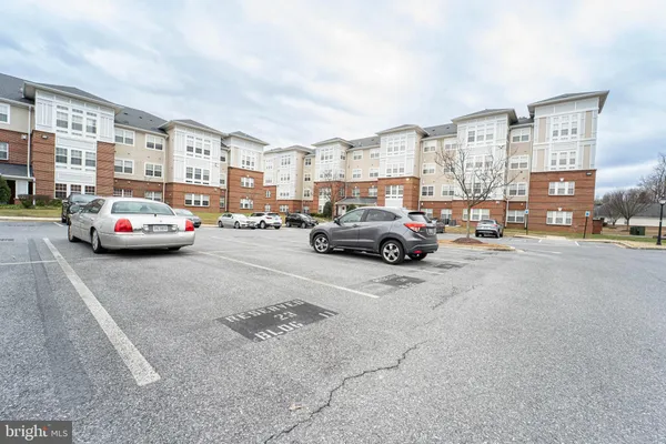 $329,000 | 13216 Fox Bow Drive, Unit 405, Upper Marlboro, MD 20774