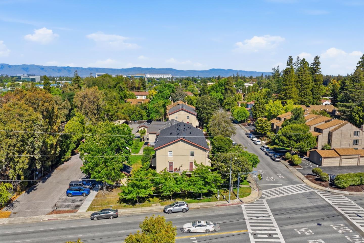 701 North Rengstorff Avenue, Unit 6 Mountain View, CA 94043 - Photo 41 of 49