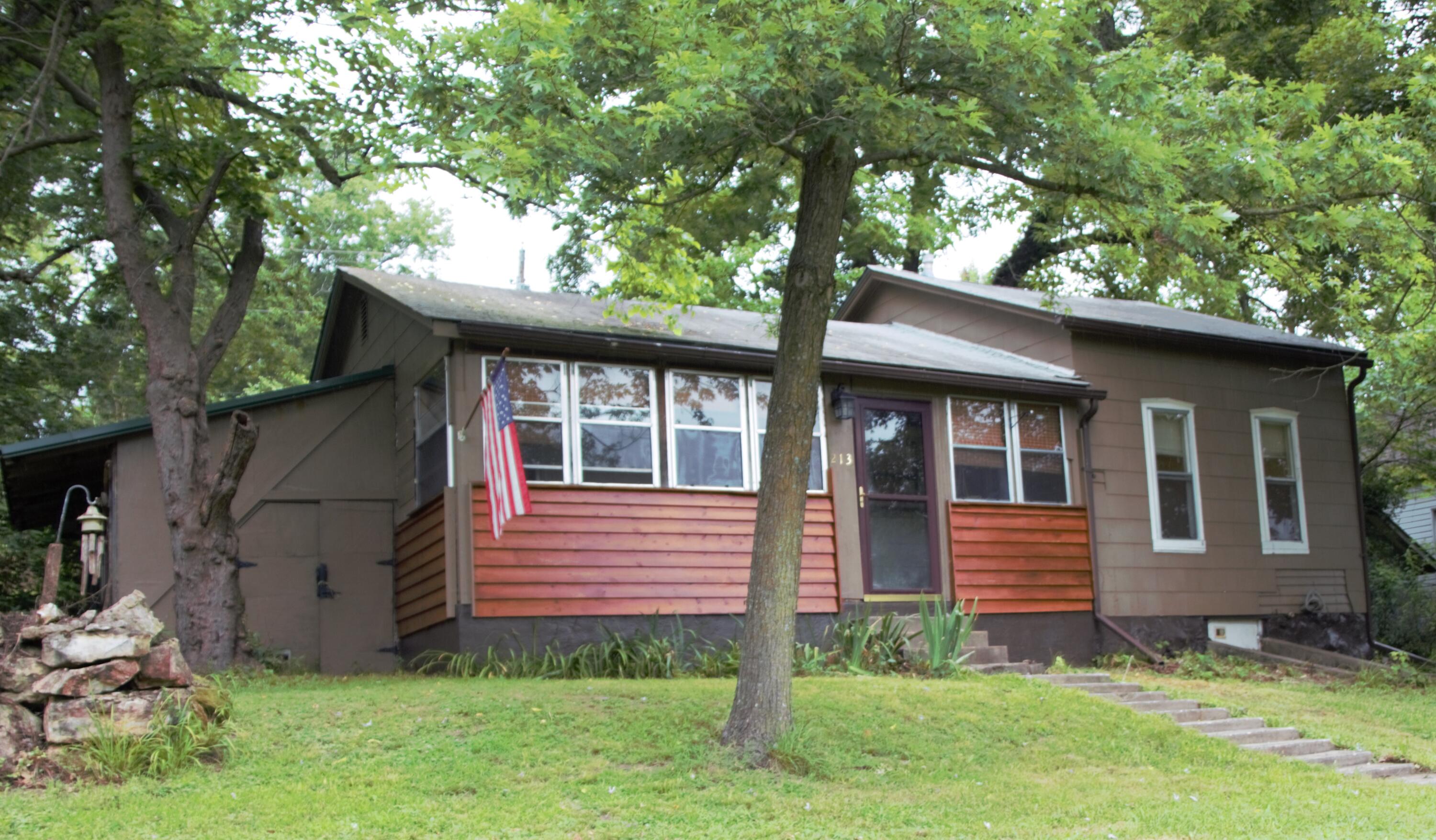 213 South 7th Street Sarcoxie, MO 64862 - Photo 1 of 1 IMG_3220 (2)