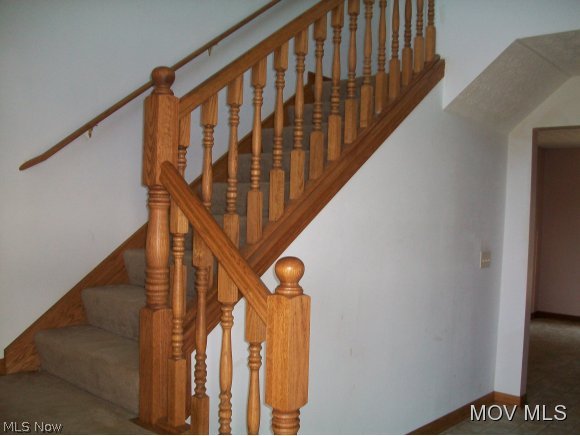 21810 Varner Road Guysville, OH 45735 - Photo 6 of 7 Stairs